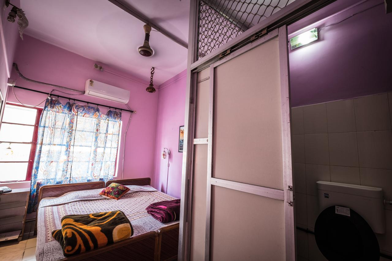 Brown Bread Bakery Guest House Varanasi Luaran gambar