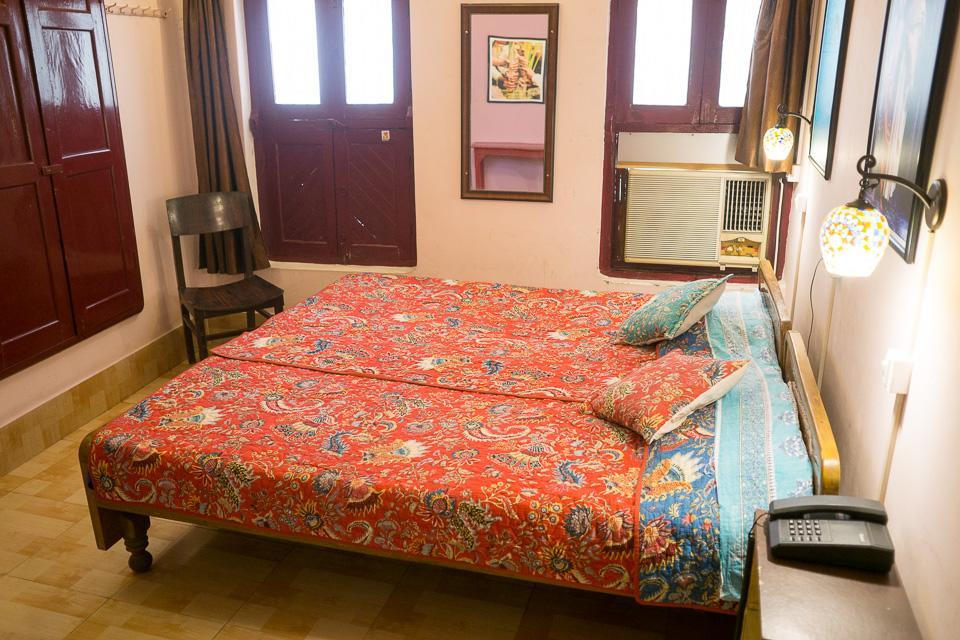 Brown Bread Bakery Guest House Varanasi Luaran gambar