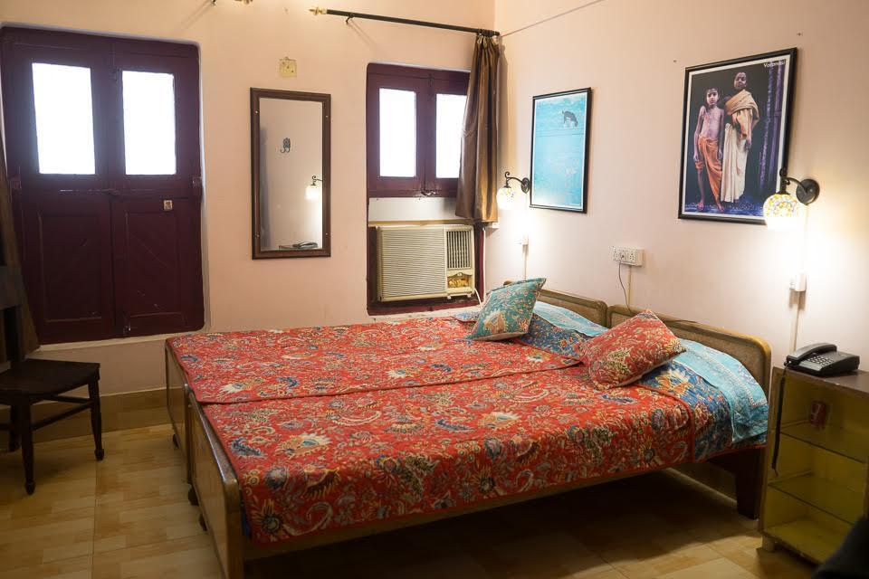 Brown Bread Bakery Guest House Varanasi Luaran gambar